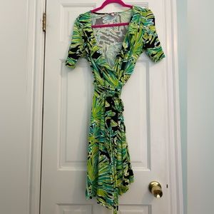 Lilly Pulitzer Wrap Dress size large